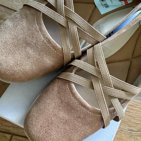 Easy Spirit AUBREE TAUPE FB Women’s flats size 8 ½ New in Box - Picture 5 of 6